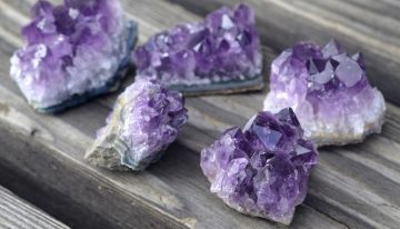 9 Tips On How To Spot Fake Healing Crystals