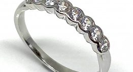 When To Use The Artificial Diamond Ring In Place Of The Real Ones